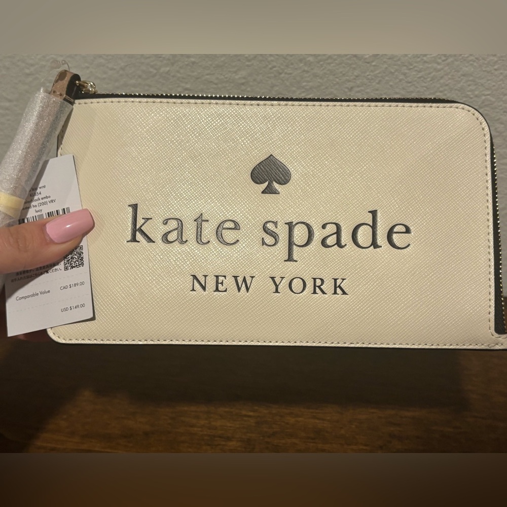 Kate Spade Cream and Black Clutch - Picture 3 of 9